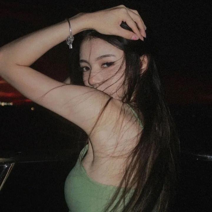 长颈鹿女孩